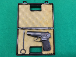 Pistole zn. Baikal, r. 9mm Browning Court