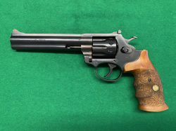 Revolver Alfa Proj, r. 22 LR