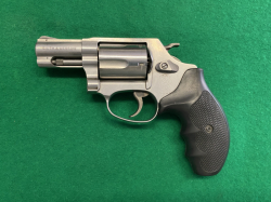 Revolver Smith&Wesson, r. 357 Magnum